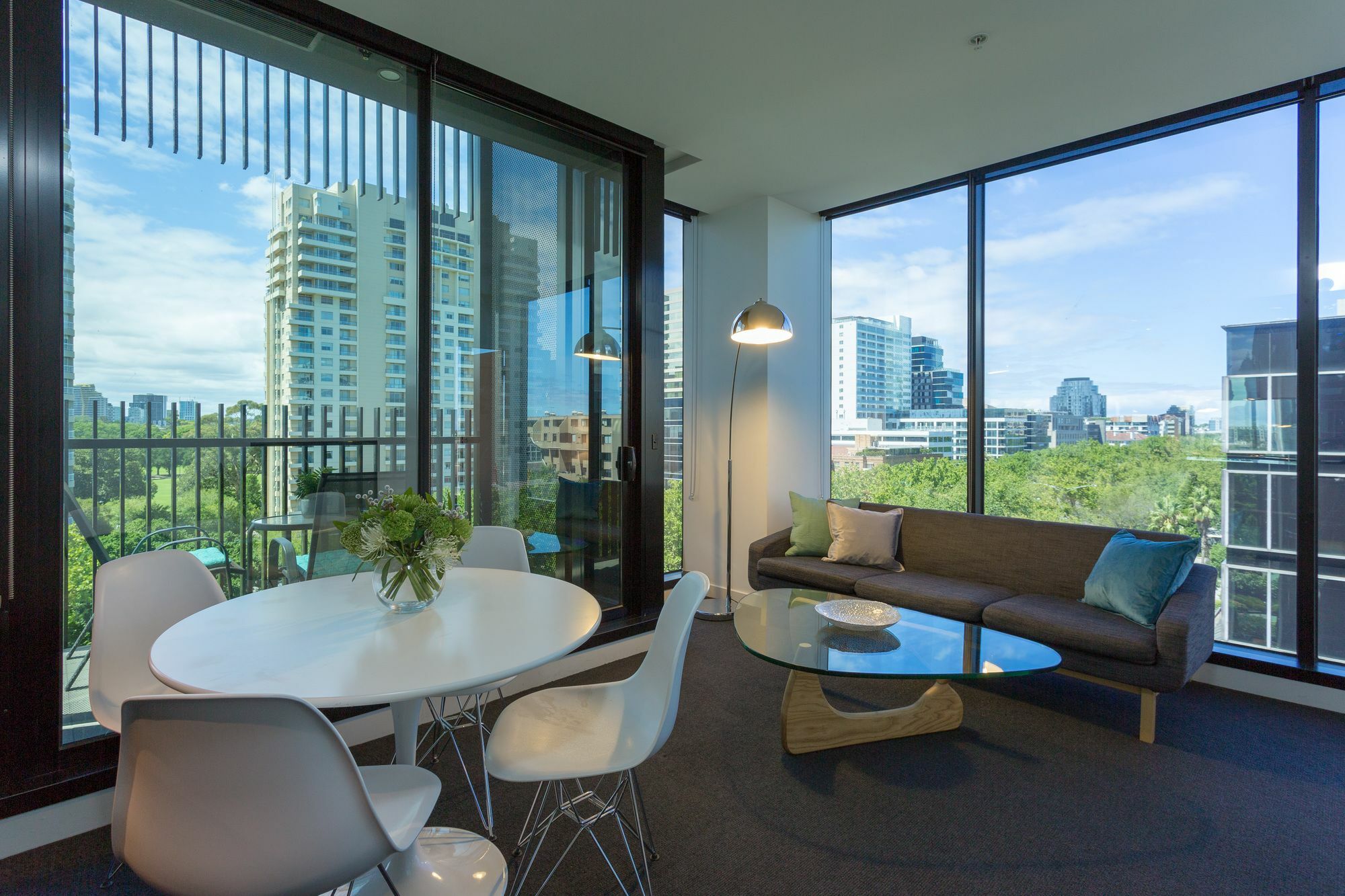 Wyndel Apartments - St Kilda Views Melbourne Exterior foto