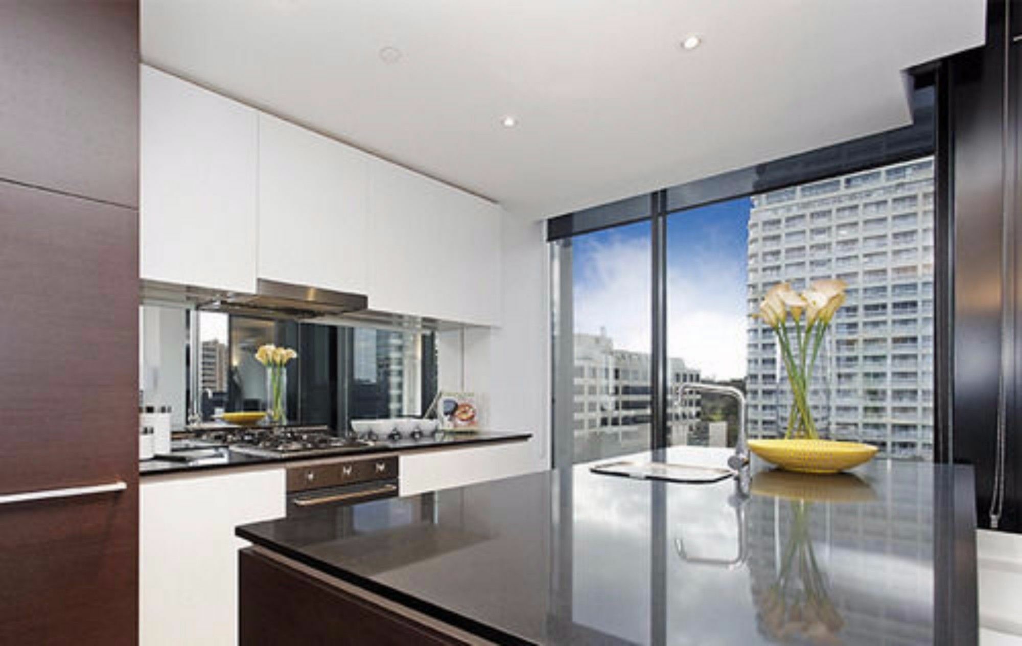 Wyndel Apartments - St Kilda Views Melbourne Exterior foto